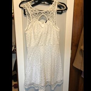 white lace dress